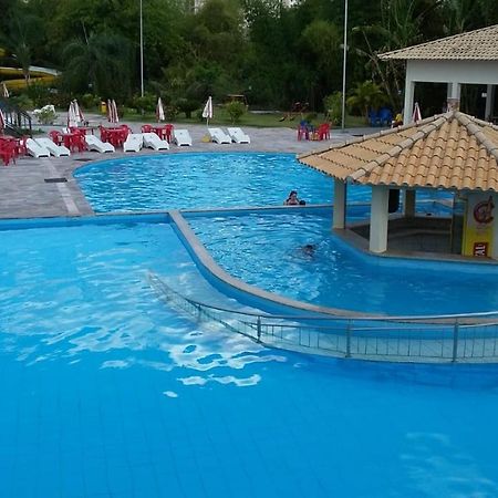 Golden Dolphin Express 5Pessoas Mais 1 Crianca Ate 5 Anos Com Toalhas E Roupas De Cama,Lencois, Travesseiros E Fronhas E 3 Parques Aquaticos Termais Limpeza Impostos E Taxas Ja Incluso Caldas Novas Exterior foto